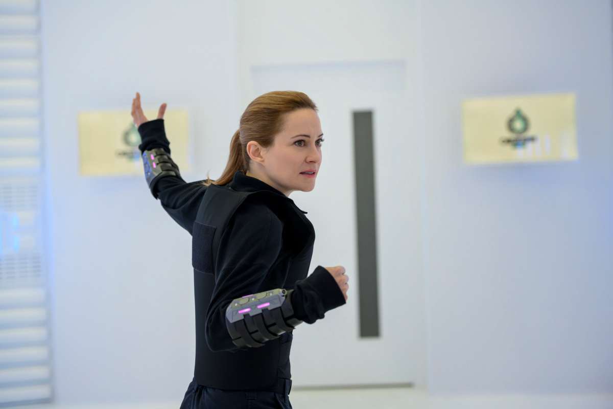 supergirl la guardaespaldas amy