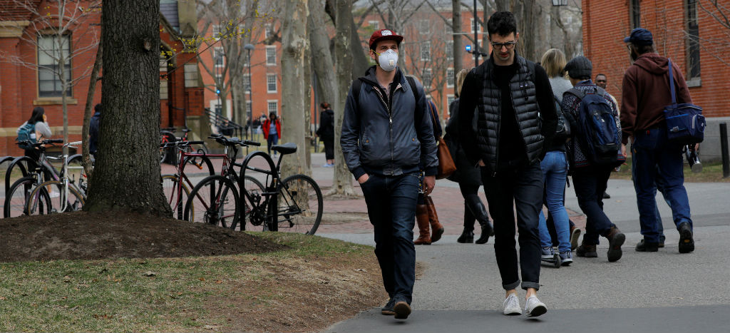Universidades estadounidenses optan por cursos en línea debido al coronavirus