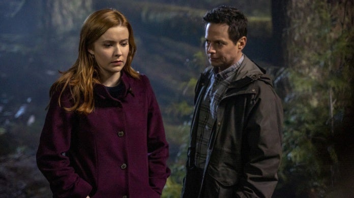 Nancy dibujó a una chica en el relicario