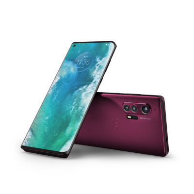 A medida que más fabricantes de teléfonos inteligentes de gama alta exploran dispositivos de bajo presupuesto, Motorola toma una oportunidad en premium