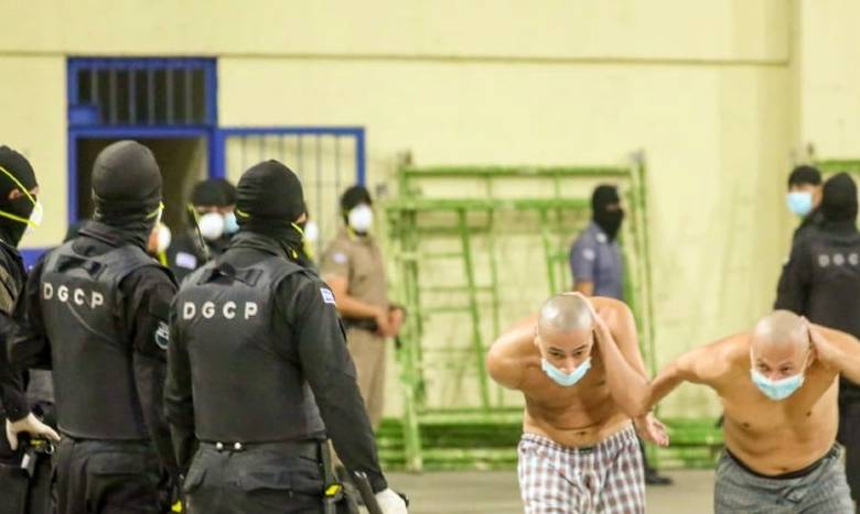 Autorizan en El Salvador fuerza letal contra pandillas