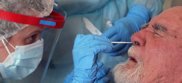 Con casi un millón de positivos a Covid-19, Europa sigue en el ojo del huracán: OMS