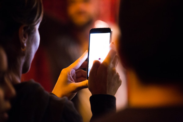 Crunch diario: hay un importante error de seguridad de correo electrónico en el iPhone