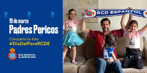 Diego López, con sus hijas