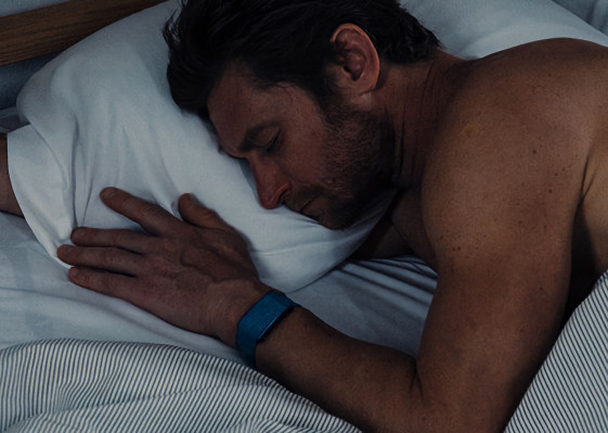 Los investigadores estudiarán si el dispositivo portátil que se usa en la muñeca puede detectar problemas respiratorios tempranos de COVID-19