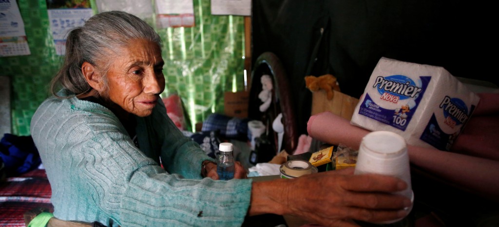 Persiste preocupación por personas mayores y sus cuidados ante la pandemia