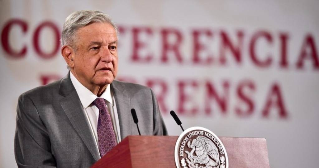 Pese a COBIV-19, Dos Bocas y Tren Maya siguen; descansan 10 subsecretarías, anuncia AMLO