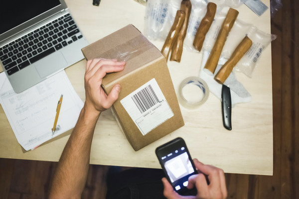 Si dejamos morir al Servicio Postal de los Estados Unidos, estaremos matando a las pequeñas empresas con él.