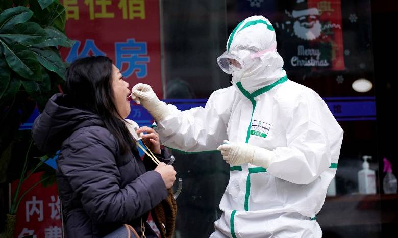 Tras críticas, China aumenta controles en tests de coronavirus exportados