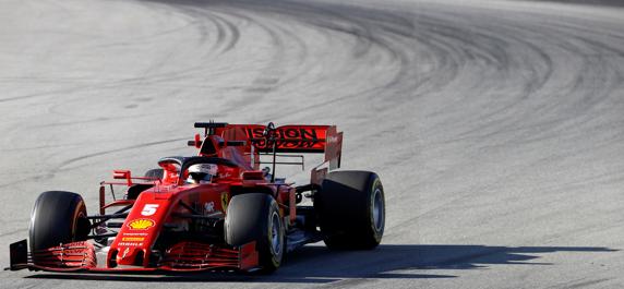 Vettel, con su Ferrari de 2020