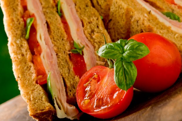 ¿Aburrido de desayunar siempre lo mismo? Te presentamos los desayunos más ricos y fit