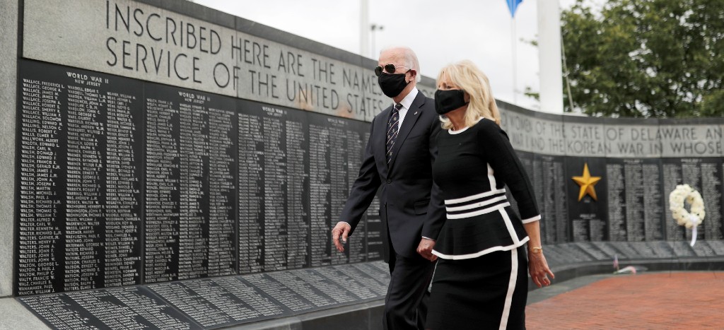 Biden reanuda actividades al aire libre en carrera presidencial tras confinamiento