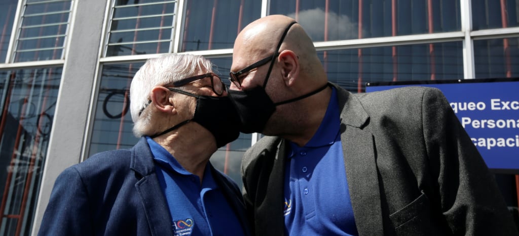 Amor virtual y coronavirus: Costa Rica celebra primeras bodas gay