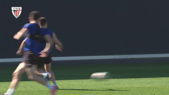 Entrenamiento del Athletic con el balón como protagonista