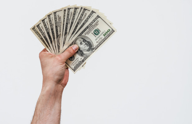 Agregar tres compañías más al club ARR de $ 100 millones