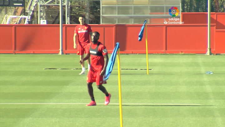 El Mallorca se ejercita preparando el retorno a la Liga