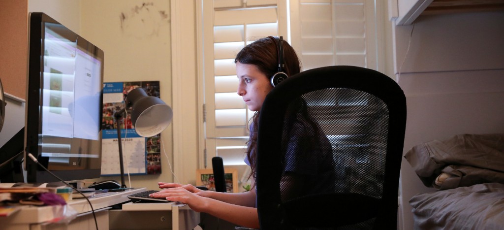 Confinamientos por coronavirus afectan más a jóvenes: estudio