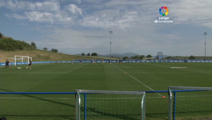 El Alavés sigue entrenando en grupos distintos El Alavés sigue entrenando en grupos distintos