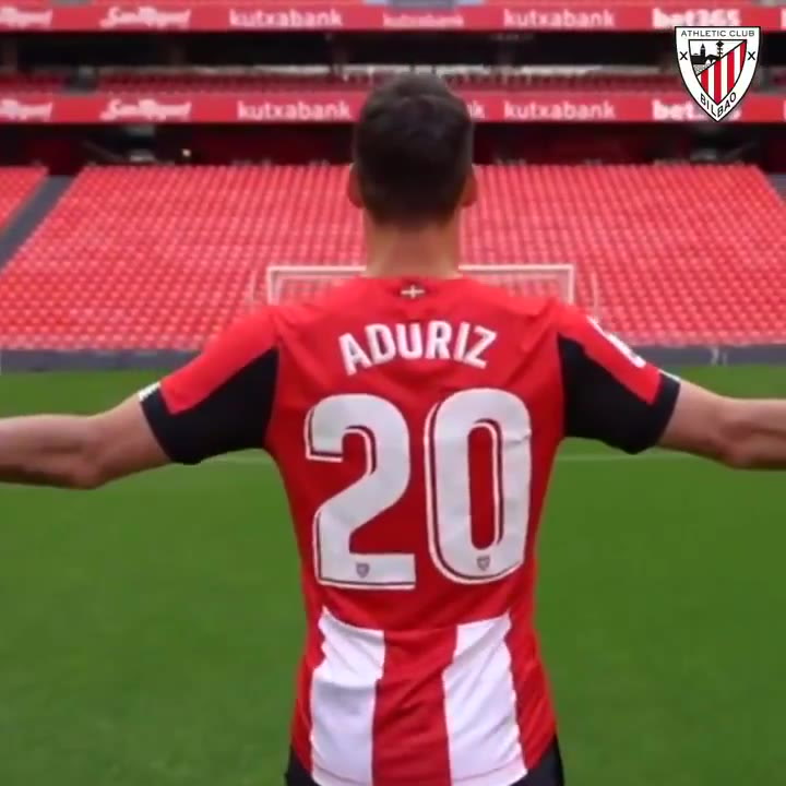 Aduriz anuncia su retirada Aduriz anuncia su retirada