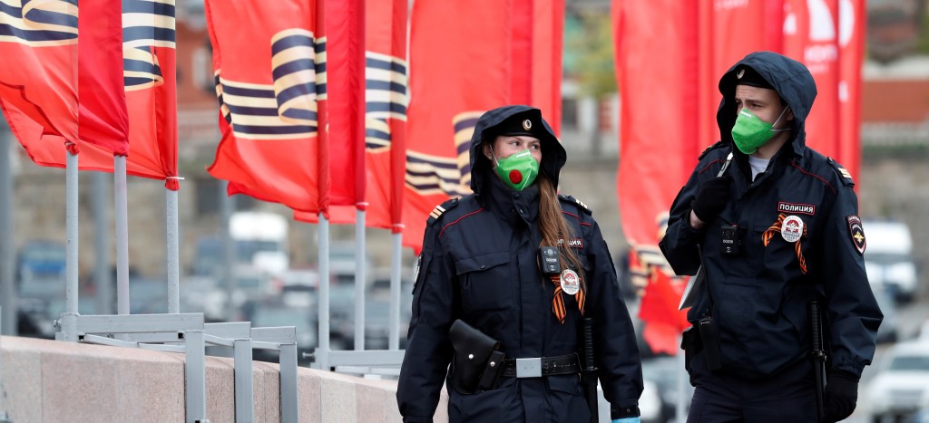 Escala Rusia en ‘top’ de contagios, pero Putin anuncia fin de los días no laborables