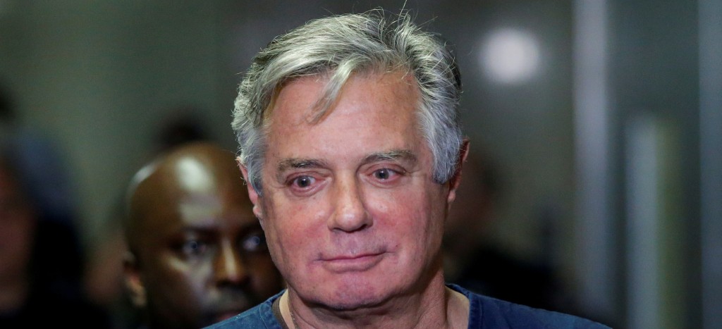 Excolaborador de Trump sale de prisión por temor al Covid-19