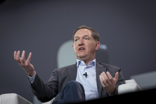 IBM y Red Hat expanden sus ofertas empresariales de telecomunicaciones, edge y AI