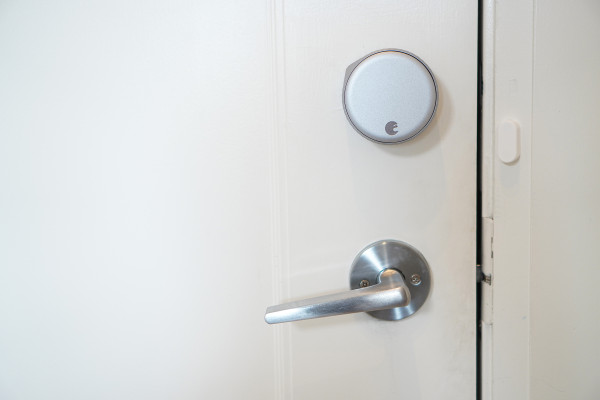 La nueva cerradura inteligente Wi-Fi de agosto ya está disponible, y es la cerradura inteligente conectada para vencer