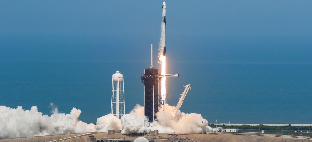 NASA reanuda vuelos espaciales tripulados desde EU con lanzamiento de ‘Crew Dragon’ | Videos