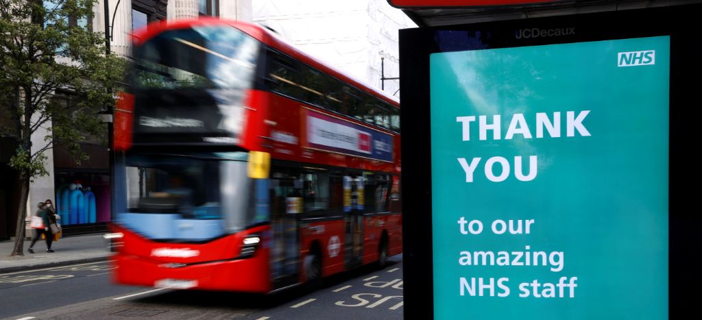 Reino Unido podría cancelar vacaciones de verano a extranjeros