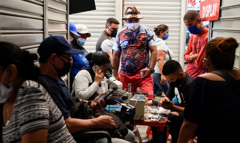 Reportan reactivación de 15 mil empresas en Ecuador pese a pandemia