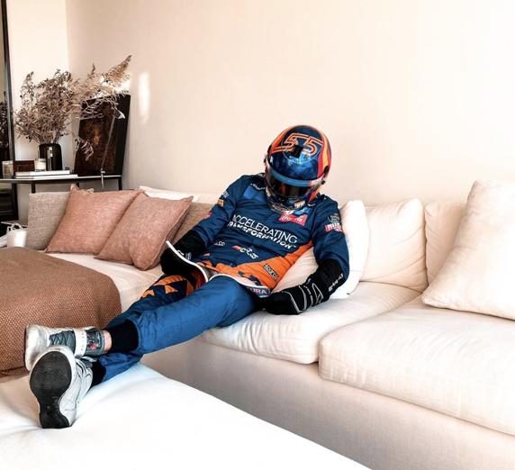 Carlos Sainz, confinamiento en casa