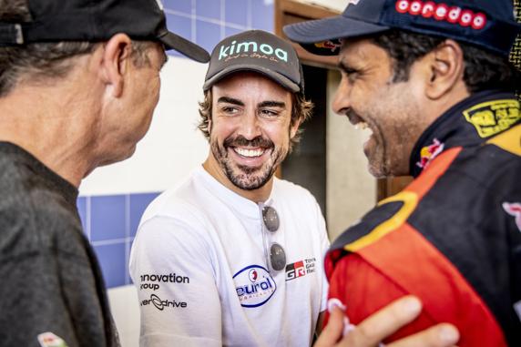Fernando Alonso, junto al equipo Toyota Gazoo Racing