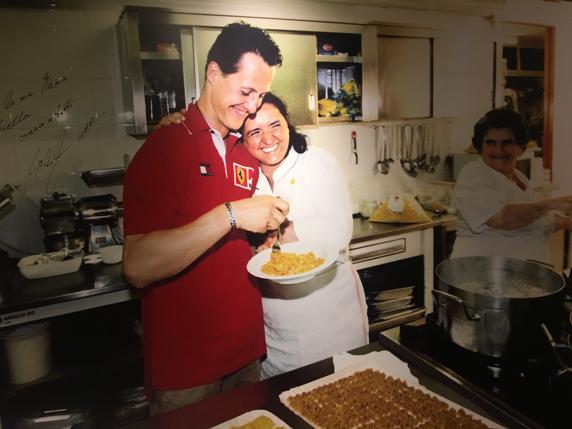 Reportaje del ristorante Montana, lugar donde han comido muchos pilotos de Ferrari, como Michael Schumacher o Fernando Alonso.