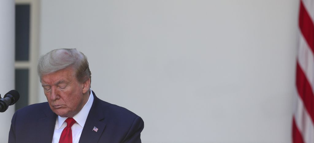 Trump considera nuevas medidas de ayuda económica por el coronavirus