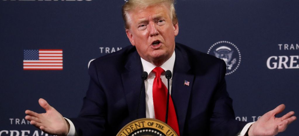 Trump considera realizar actos de campaña al aire libre durante la pandemia