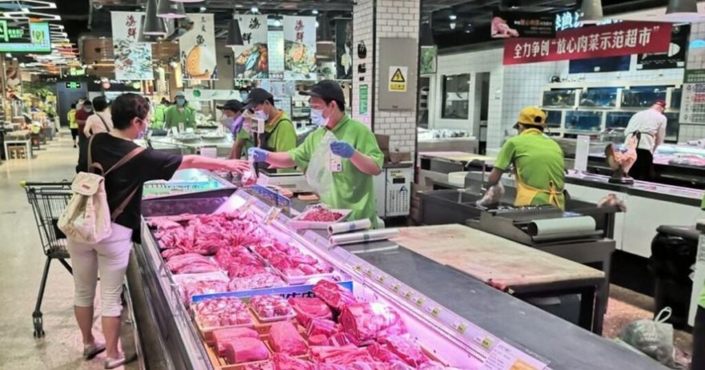 Pánico por brote de coronavirus en China: 51 casos en un mayorista de alimentos