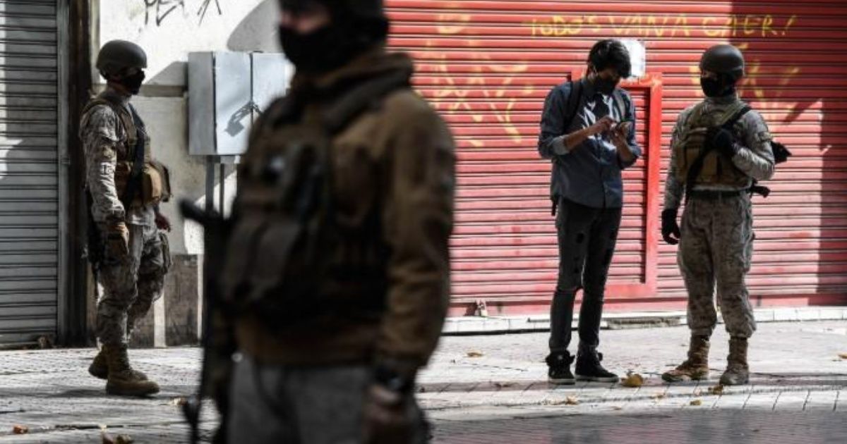 Casi 1 de cada 100 chilenos tiene coronavirus y el Gobierno toma medidas extremas