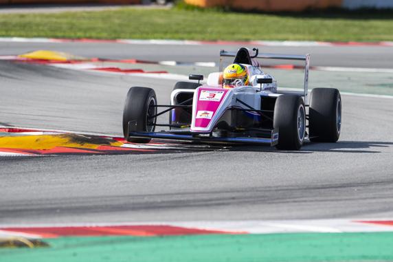 Javier Sagrera, piloto del MOL Racing en la F4 española