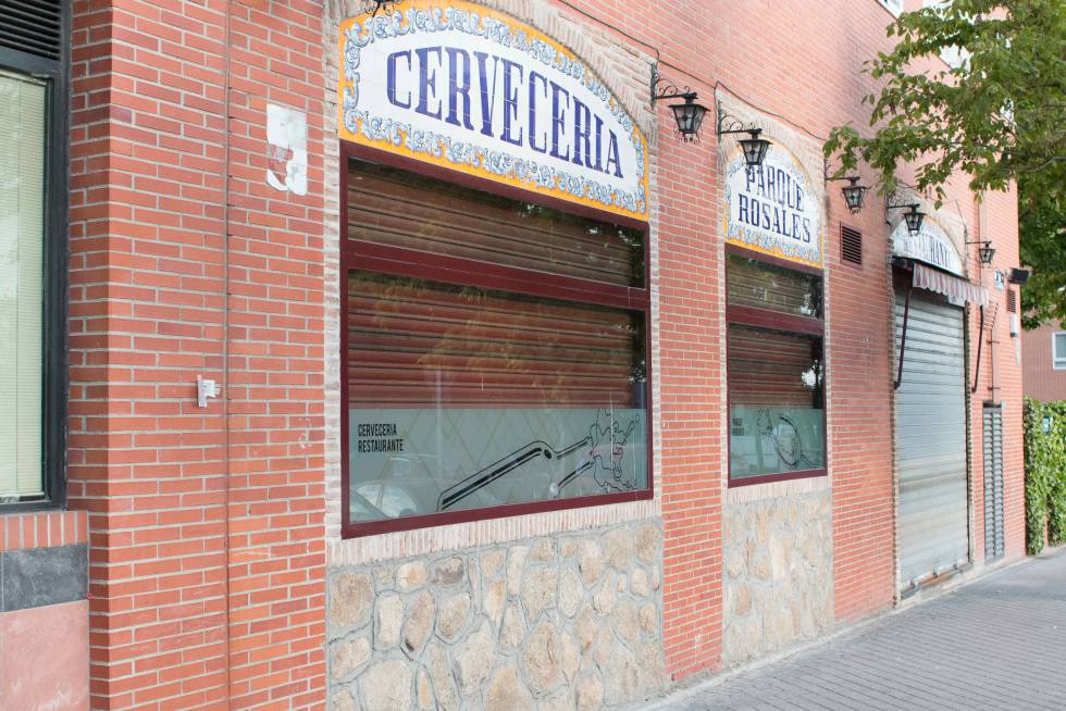 Una cervecería de Madrid cerrada. En las redes sociales se ha acusado a los medios de hablar en exceso de la fase 0 en Madrid cuando otras ciudades (como de Castilla León, por ejemplo) también siguen en fase 0 sin tanta fanfarria en los informativos.