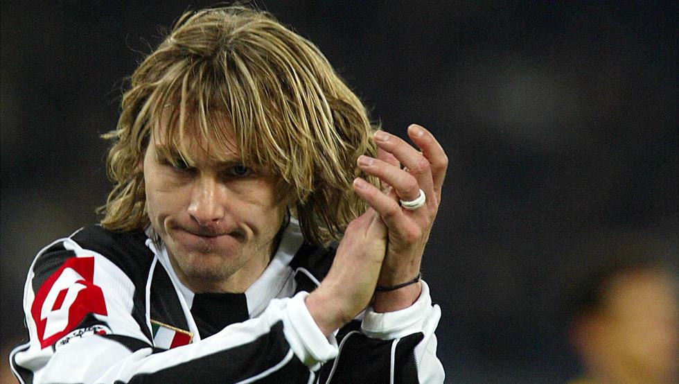 Llegó en 2001 procedente de la Lazio Llegó en 2001 procedente de la Lazio