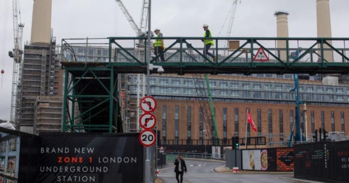 Boris Johnson valida más intervención estatal para reactivar la economía