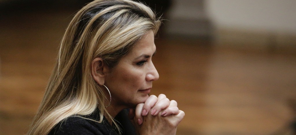 Áñez se aferra al poder en Bolivia y no promulga acuerdo para convocatoria de nuevas elecciones