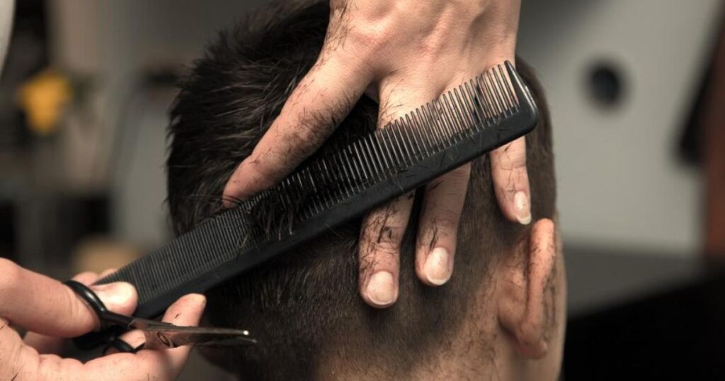 Coronavirus: reabren las peluquerías en Estados Unidos y los bares en Inglaterra