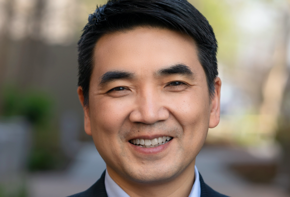 El fundador y CEO de Zoom, Eric Yuan, hablará en Disrupt 2020