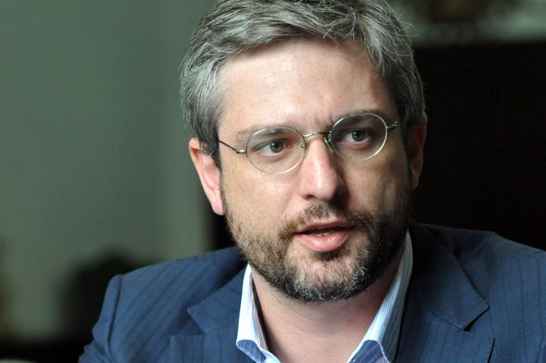 El profesor Adriano Massuda.