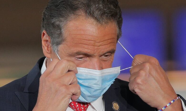 Gobernador de NY pide ‘máxima precaución’ pese a baja en casos de coronavirus