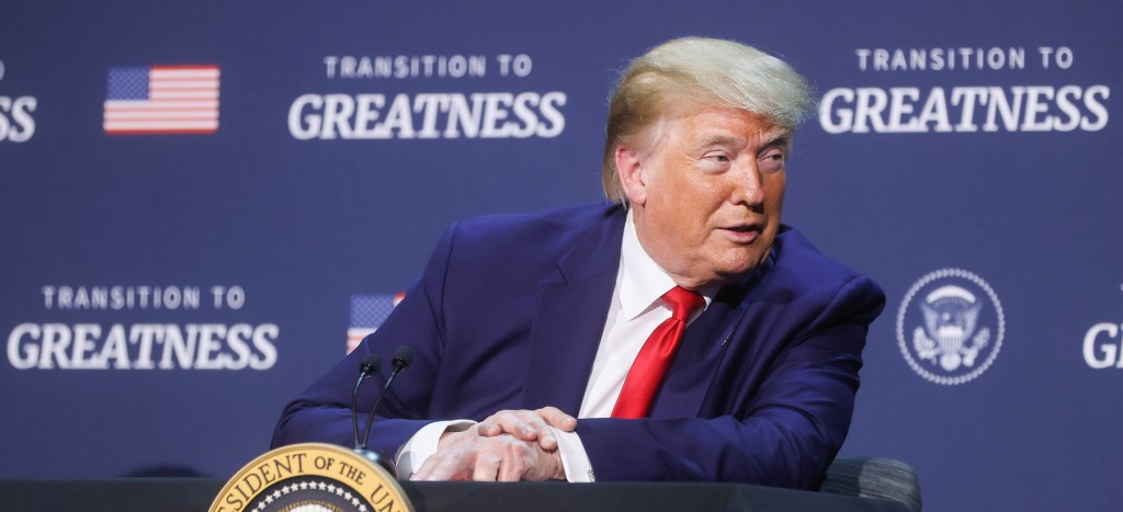 Invitan a mítines de Trump… pero se deslindan de posibles contagios de coronavirus