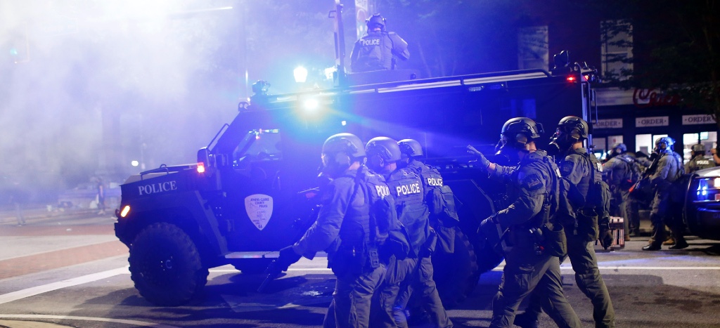 Lamenta Landau violencia en EU tras protestas por caso Floyd