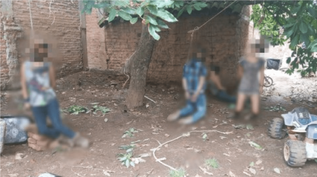 Macabro Hallazgo: Hallan muertas a tres mujeres y un hombre, fueron atadas y colgadas de un árbol