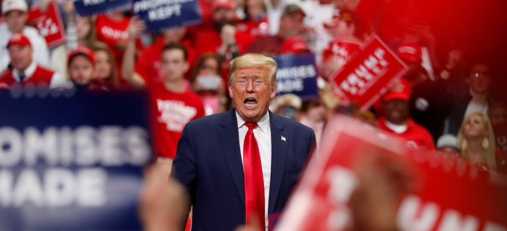 Pese a pandemia, Trump planea reanudar mítines políticos